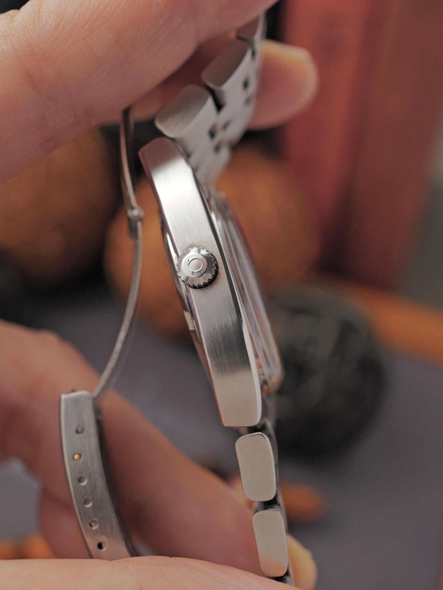 Omega Constellation Jumbo TV Cushion Integrated Bracelet Ref. 168.046/368.846 (circa 1969)