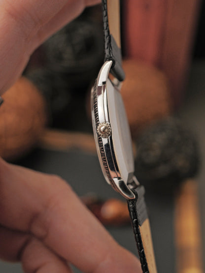 Jaeger-LeCoultre “Silver Oval Ribbon Bezel” Large 925 Sterling Silver Ref. 9035 (circa 1970s)