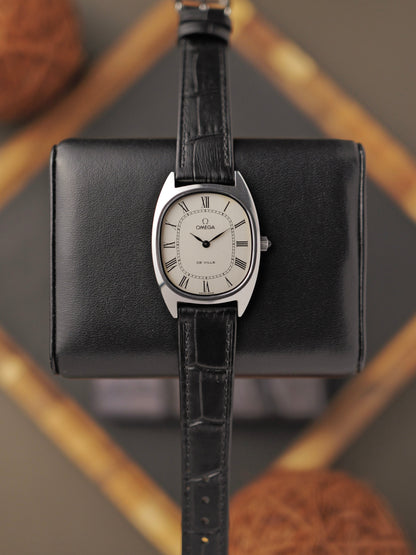 Omega De Ville Tonneau Ellipse Roman Ref. 111.0131 (circa 1975)