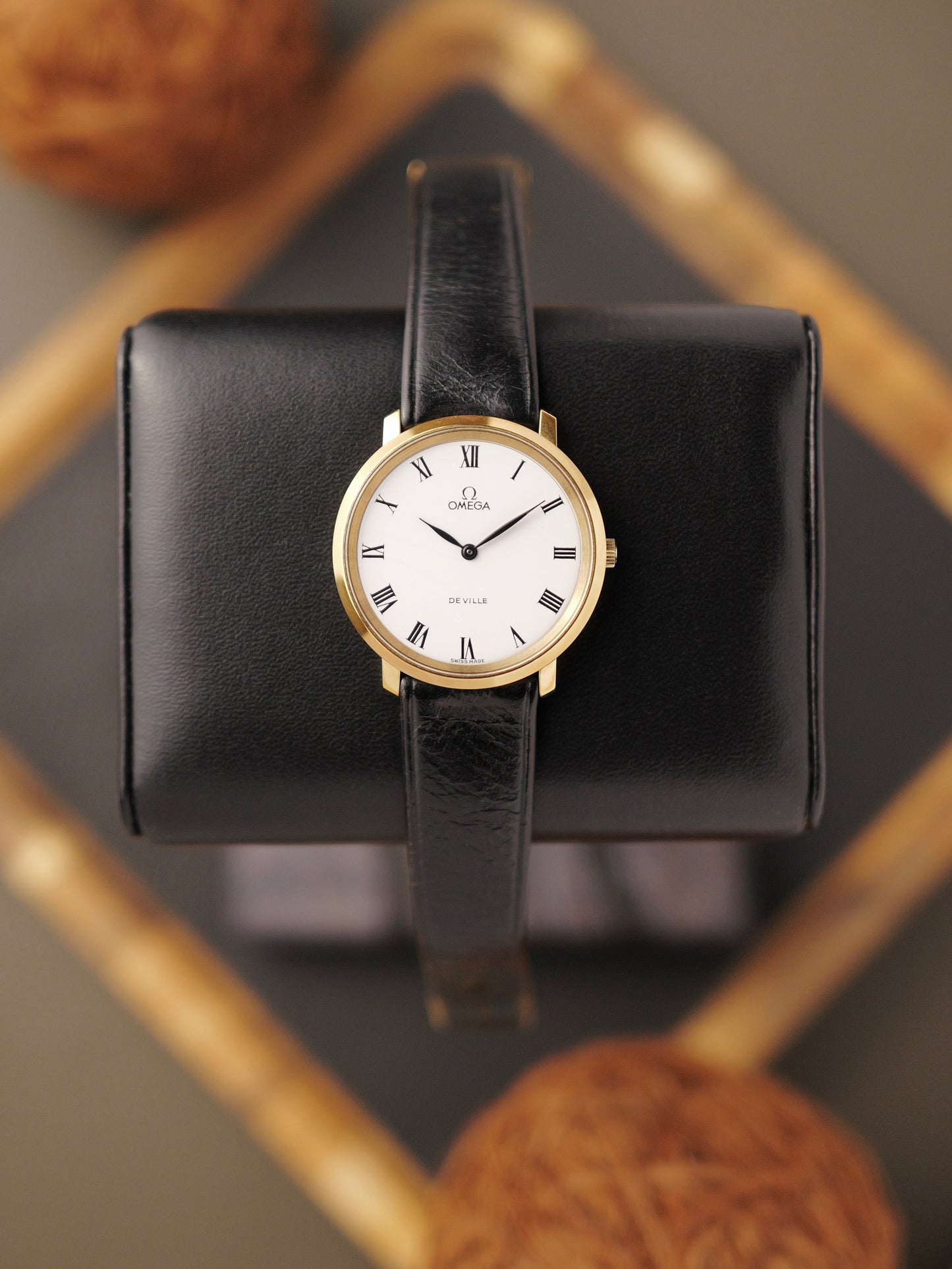 Omega De Ville “Calatrava” White Roman Lacquer Dial w/ Box Ref. 111.077 (circa 1974)