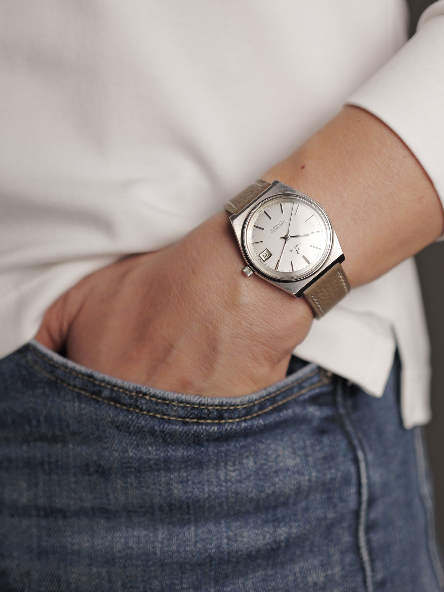 Omega Seamaster Automatic Date “Tonneau” Ref. 166.0203 (circa 1979)