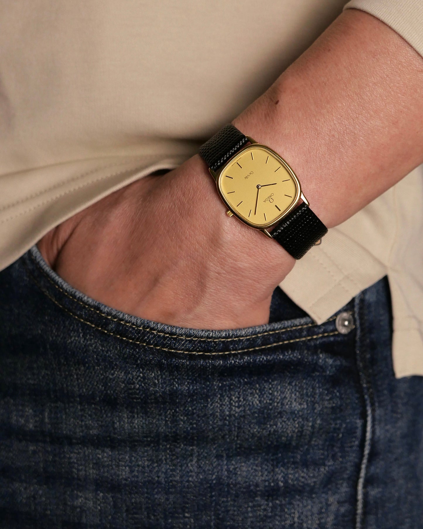 Omega De Ville “Ellipse” Brushed Golden Dial Ref. 191.0220 (circa 1984)