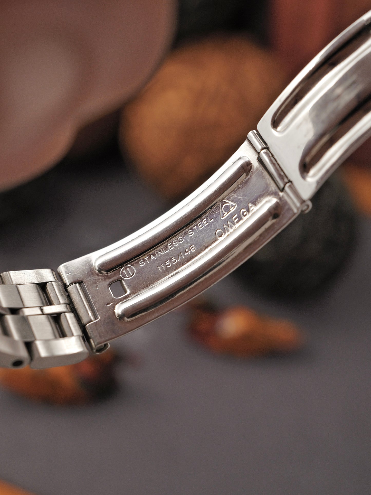 Omega Constellation Jumbo TV Cushion Integrated Bracelet Ref. 168.046/368.846 (circa 1969)