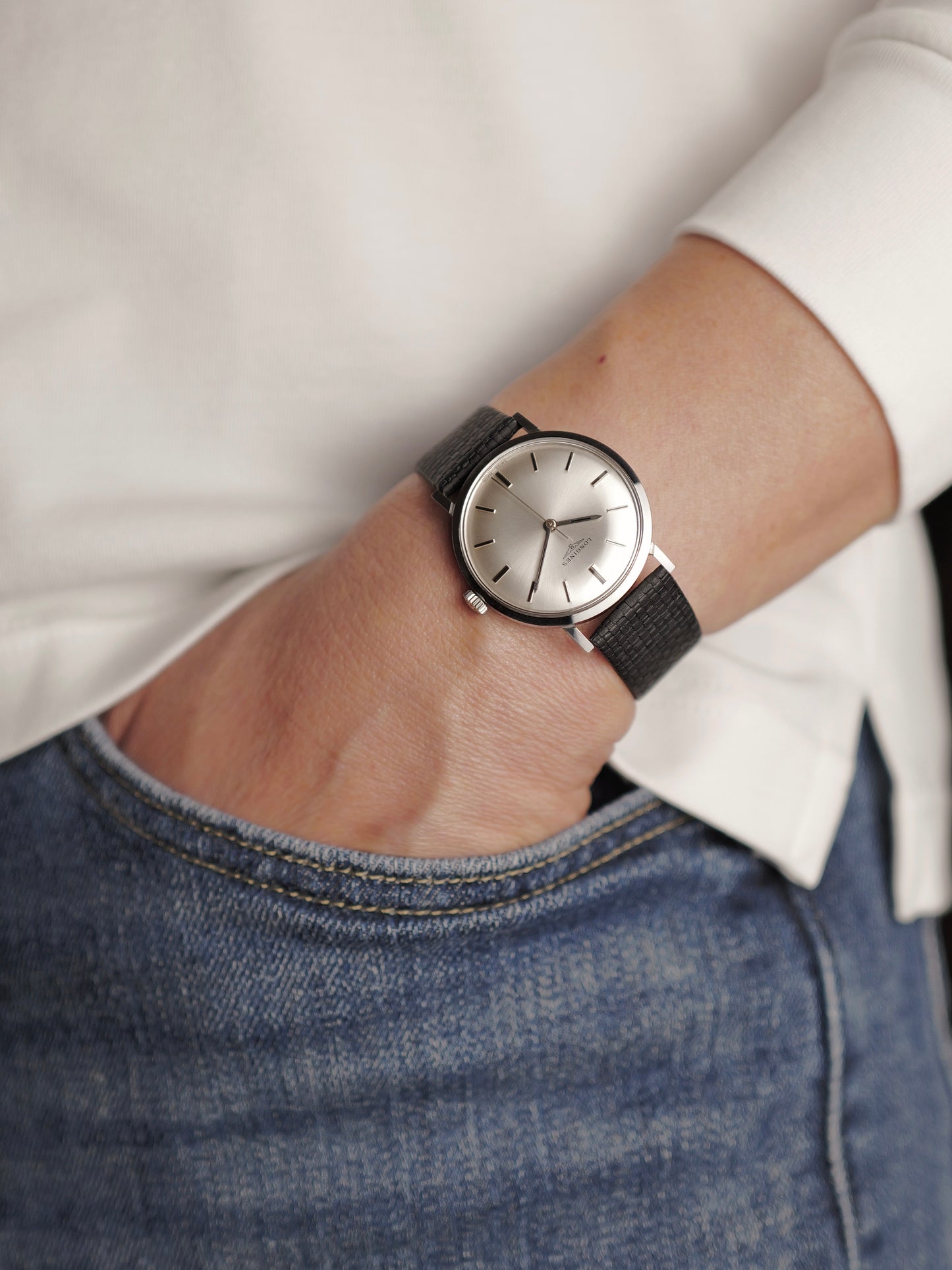 Longines “Calatrava” Domed Silver Sunburst Dial Ref. 7841 (circa 1960s)