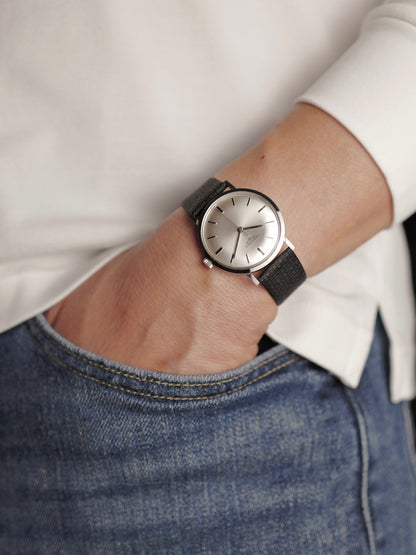 Longines “Calatrava” Domed Silver Sunburst Dial Ref. 7841 (circa 1960s)
