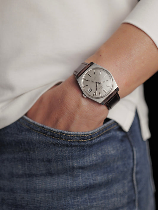 Omega Geneve “Integrated” Ref. 136.0049 (circa 1972)