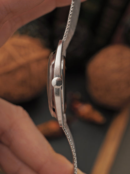 IWC C-Case Integrated Bracelet Ultrathin Ref. 1419 (circa 1970s)