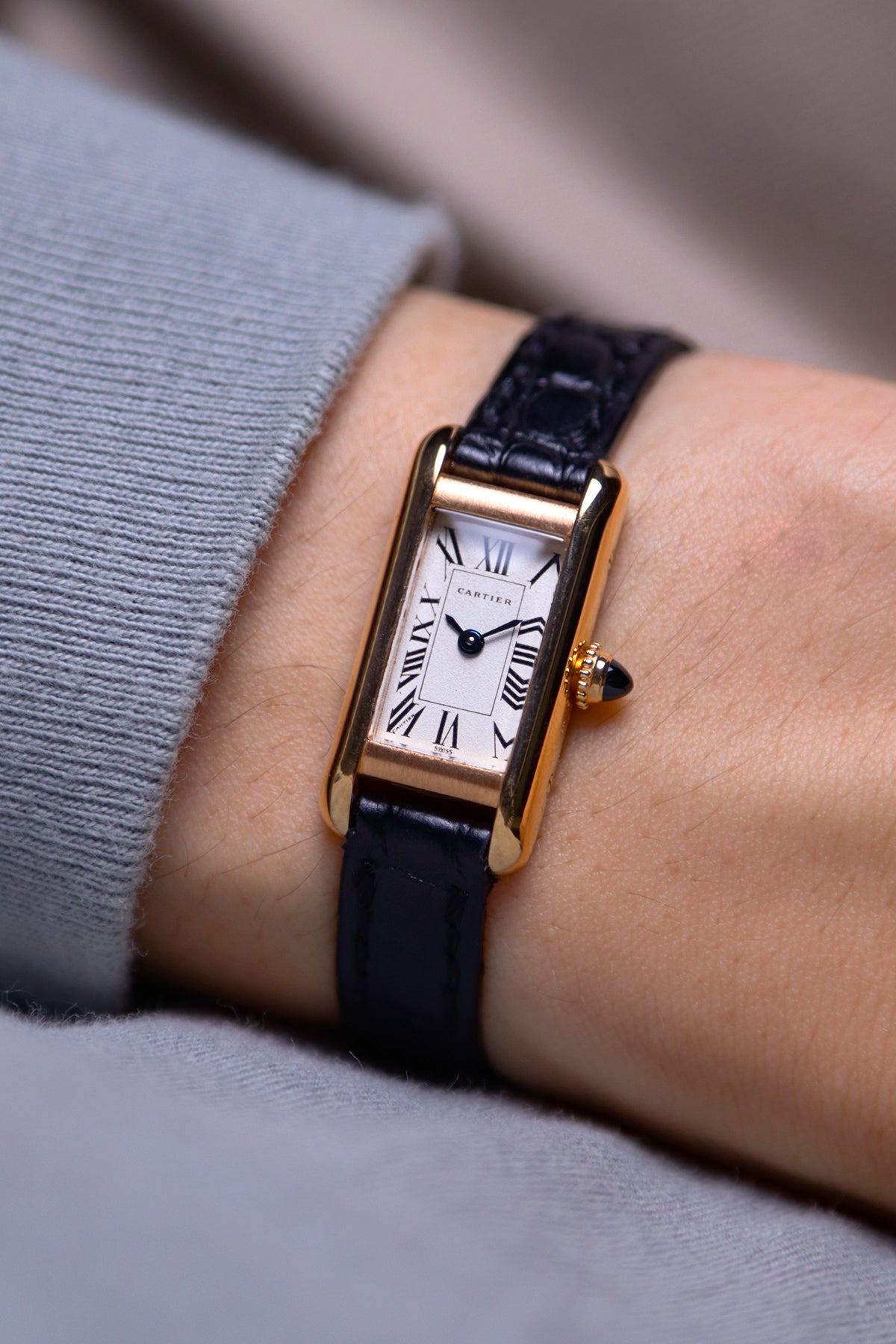 Cartier Tank Allongée Small Ref. 828004 18k Yellow Gold (Circa 1990s)