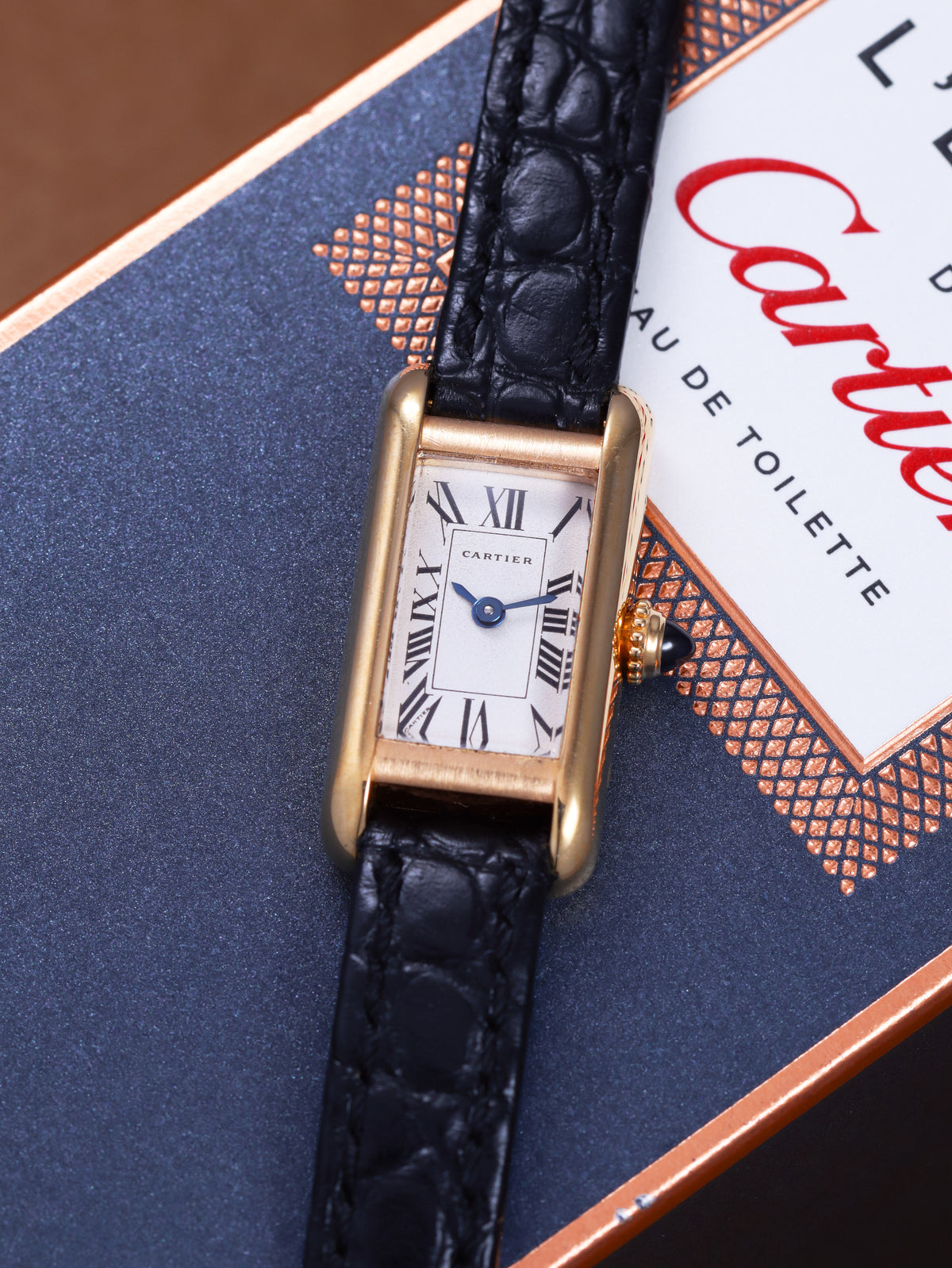 Cartier Tank Allongée Small Ref. 828004 18k Yellow Gold (Circa 1990s)