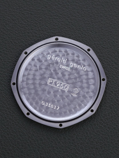 Gérald Genta GMT Chronograph Platinum Ref. G.3503.7 'Mother of Pearl' (Circa 1980-90s)